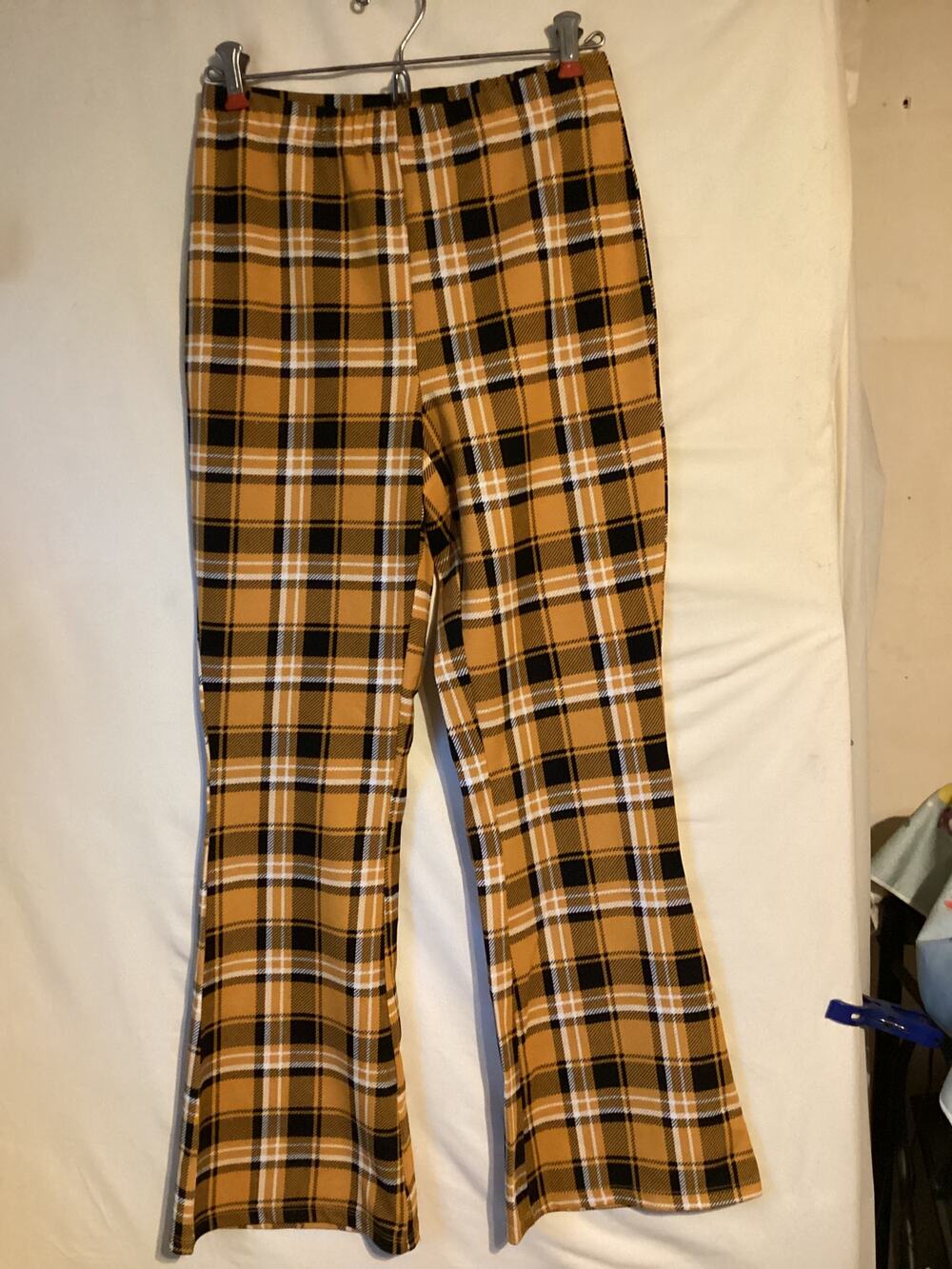 5096 No Boundaries JR's Flare Leg Pull on Soft Pants Yellow Black Plaid Size 3-5